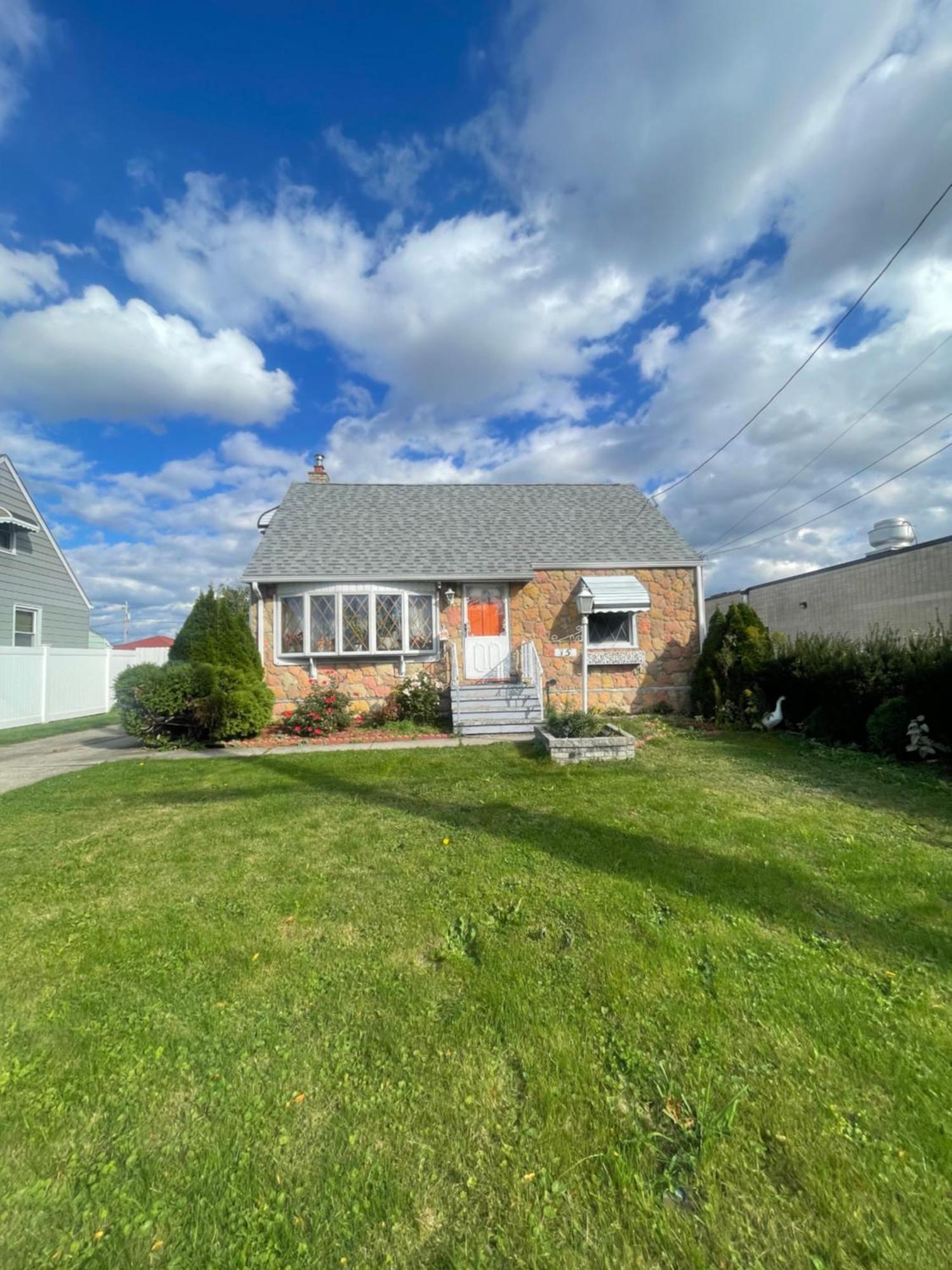 Home In Cheektowaga Buffalo Exterior photo